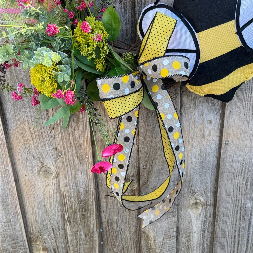 Bee Themed Grapevine Wreath with Yellow Polka Dot Ribbon